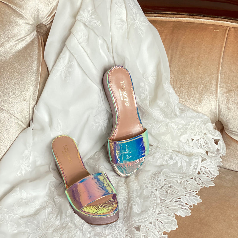 Tia - Pink Platform Sandals – Tori Soudan