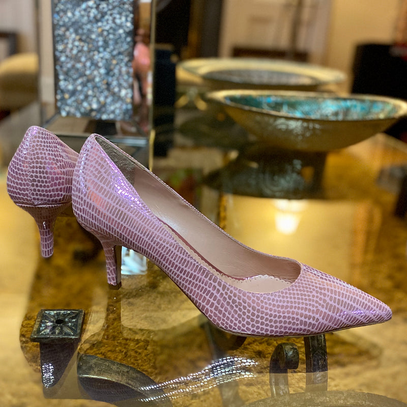 Shirley - Theta Tau Omega Kitten Heel
