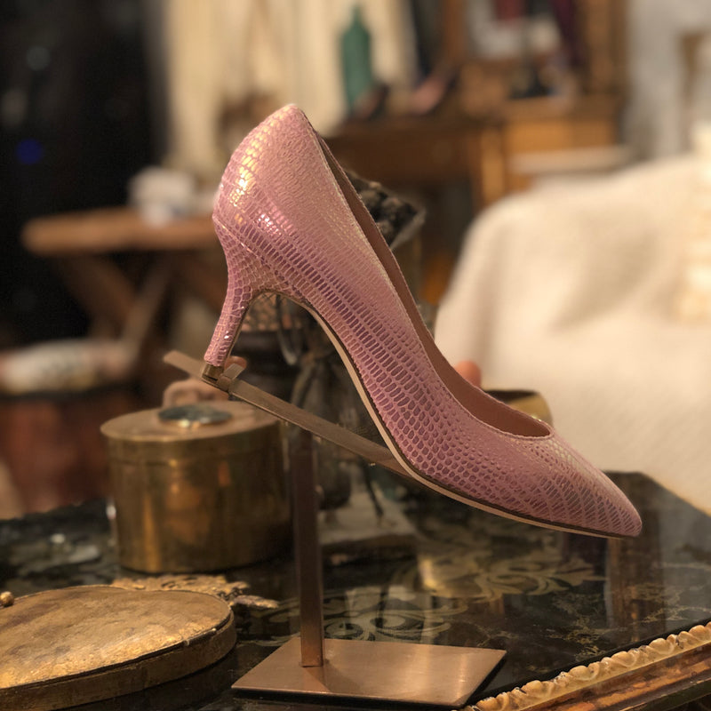 Shirley - Theta Tau Omega Kitten Heel