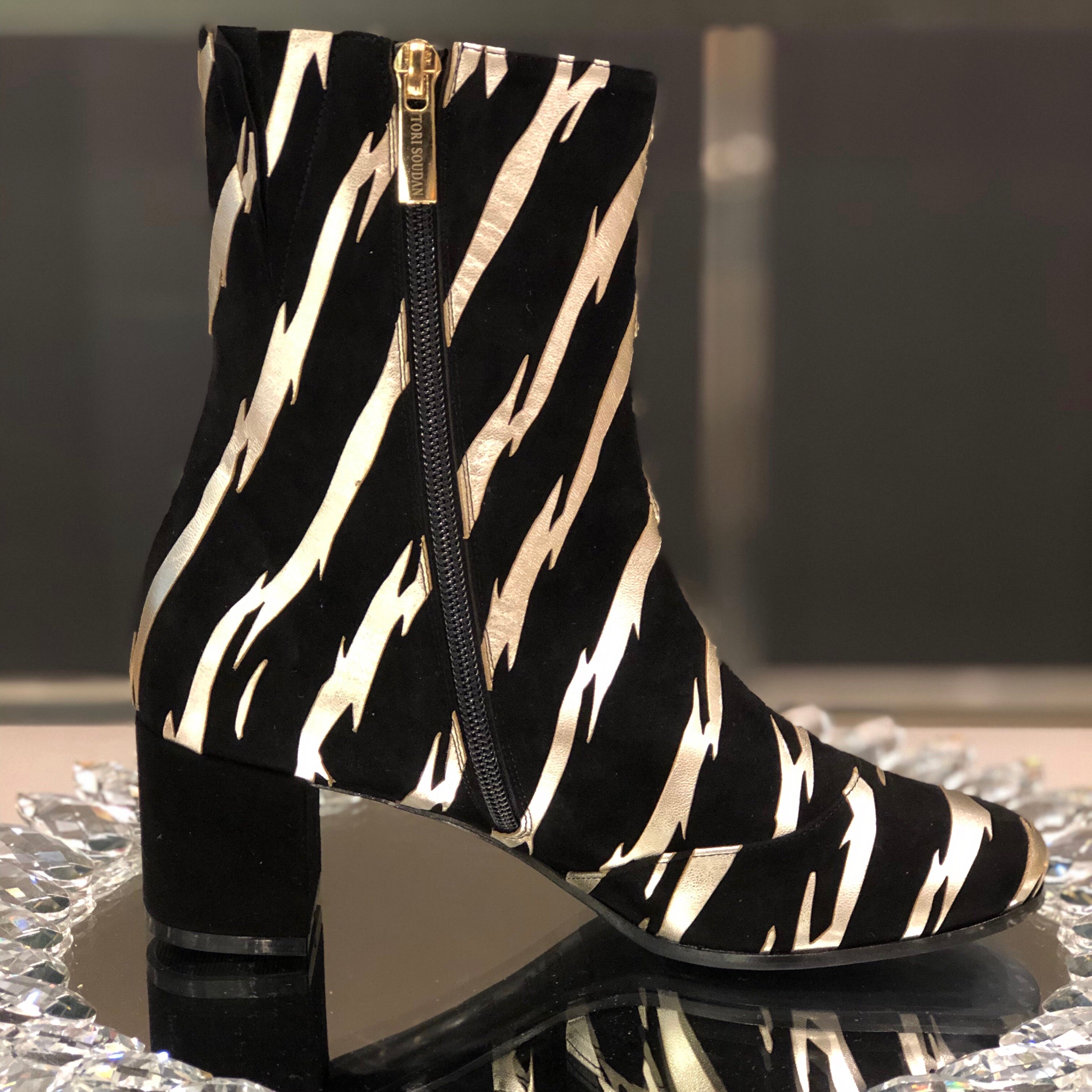 Stephanie - Black and Gold (Final sale)